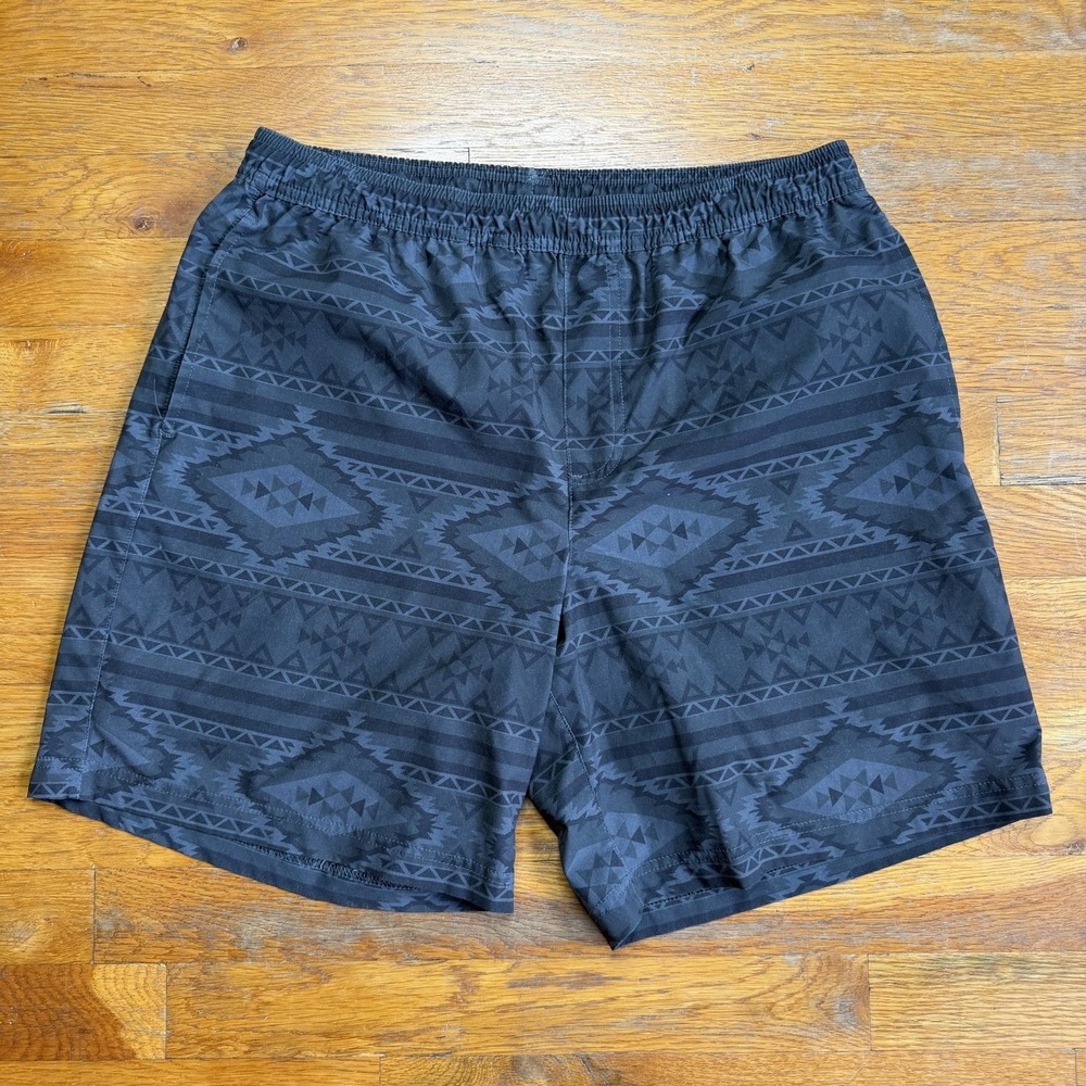 Chubbies Ultimate Training Swim Shorts Lined 5.5" Black Aztec Print Large